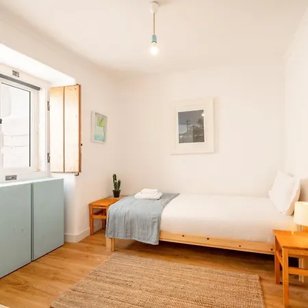 Casa vacanze Guestready - Than Words Near Jeronimos Lisbona