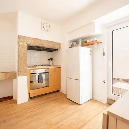 Casa vacanze Guestready - Than Words Near Jeronimos Lisbona